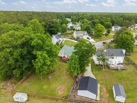 405 W Regent Court Jacksonville NC 28546