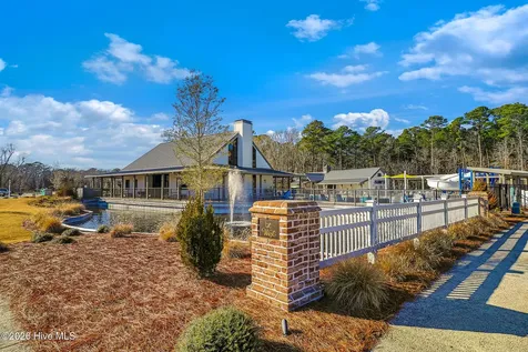140 Freedom Park Road Beaufort NC 28516