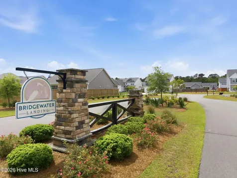 305 W Weatherbee Way Hampstead NC 28443