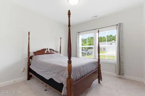 305 W Weatherbee Way Hampstead NC 28443