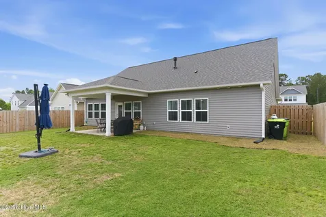 305 W Weatherbee Way Hampstead NC 28443