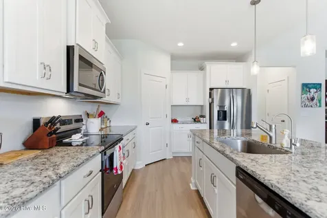 305 W Weatherbee Way Hampstead NC 28443