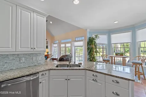 3615 W Medinah Avenue SE Southport NC 28461