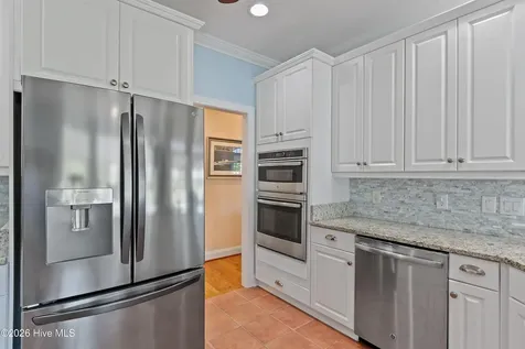 3615 W Medinah Avenue SE Southport NC 28461