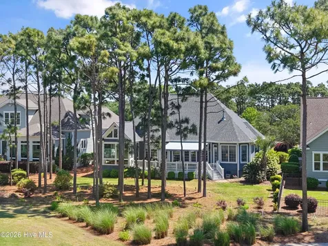 3615 W Medinah Avenue SE Southport NC 28461