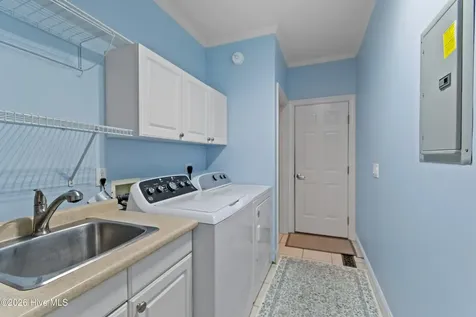 3615 W Medinah Avenue SE Southport NC 28461