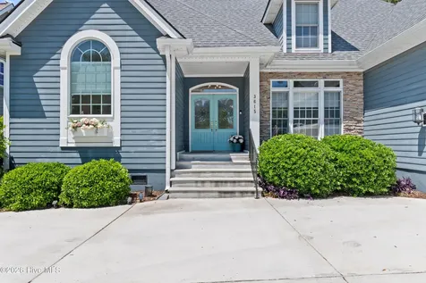 3615 W Medinah Avenue SE Southport NC 28461