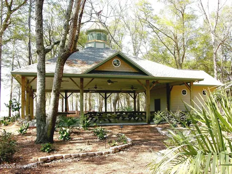 3615 W Medinah Avenue SE Southport NC 28461