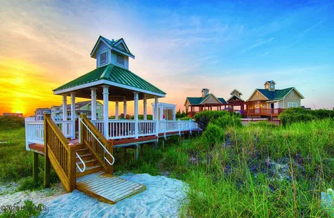 3615 W Medinah Avenue SE Southport NC 28461