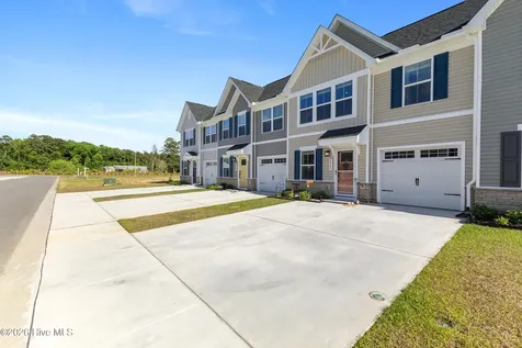 2049 Parow Lane NW Calabash NC 28467