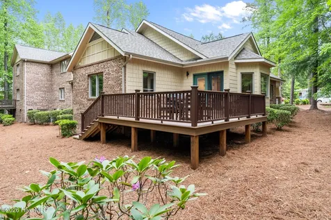 150 Lamplighter Village Drive Pinehurst NC 28374