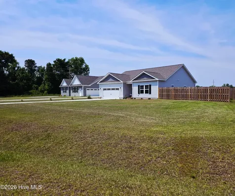 603 Bright Harvest Drive Maysville NC 28555