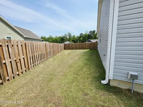 603 Bright Harvest Drive Maysville NC 28555