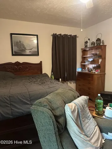109 W Chestnut Street Maxton NC 28364