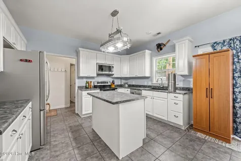 257 Wagonwheel Lane Richlands NC 28574