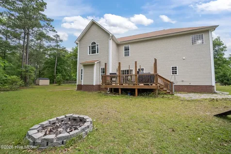 257 Wagonwheel Lane Richlands NC 28574