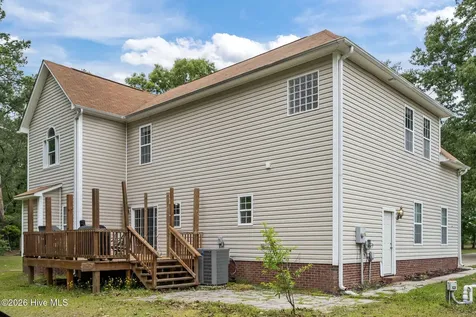 257 Wagonwheel Lane Richlands NC 28574