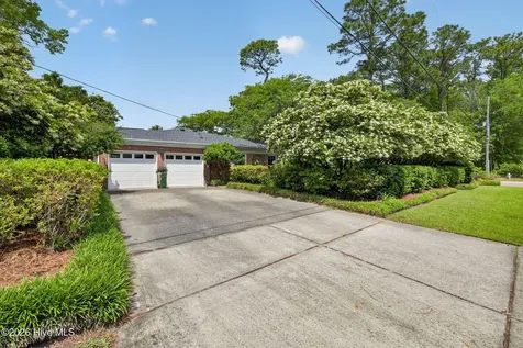 2412 Gillette Drive Wilmington NC 28403