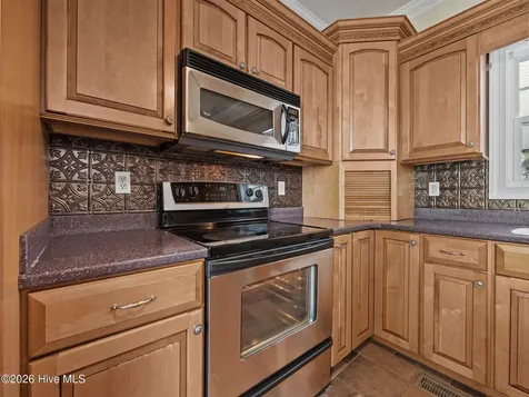 332 Batchelor Bay Road Wallace NC 28466