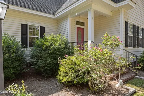 332 Batchelor Bay Road Wallace NC 28466