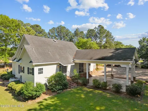 332 Batchelor Bay Road Wallace NC 28466