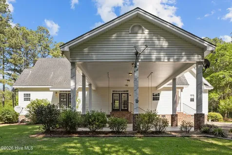 332 Batchelor Bay Road Wallace NC 28466