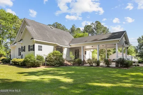 332 Batchelor Bay Road Wallace NC 28466