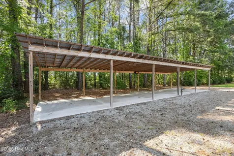 332 Batchelor Bay Road Wallace NC 28466