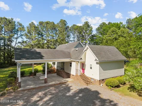 332 Batchelor Bay Road Wallace NC 28466