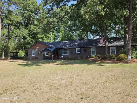 301 Fork Lake Drive Clinton NC 28328