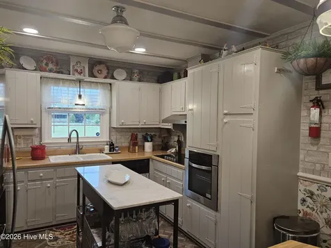 301 Fork Lake Drive Clinton NC 28328