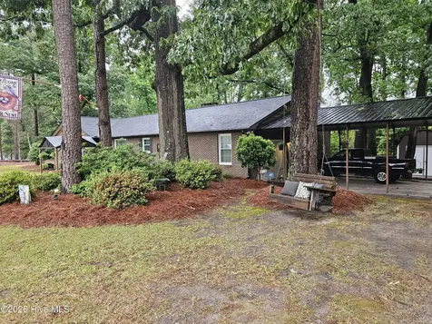 301 Fork Lake Drive Clinton NC 28328