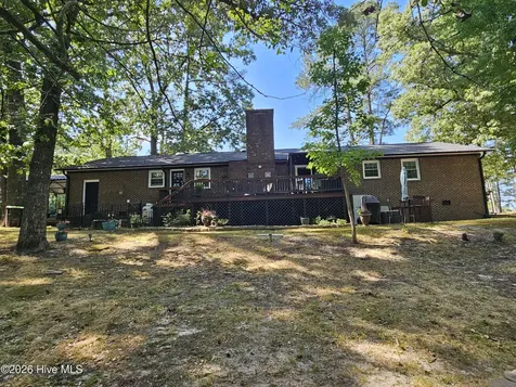 301 Fork Lake Drive Clinton NC 28328