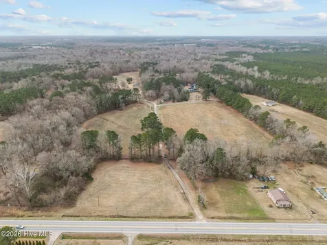 679 V A Merritt Lane Grimesland NC 27837