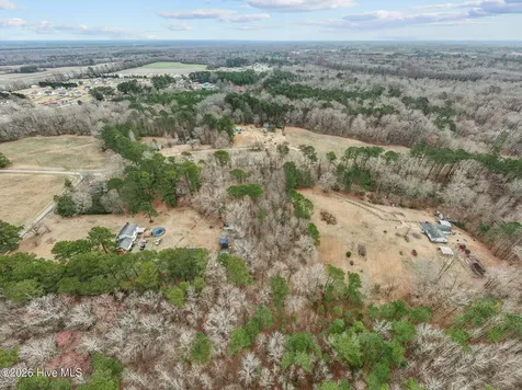 679 V A Merritt Lane Grimesland NC 27837