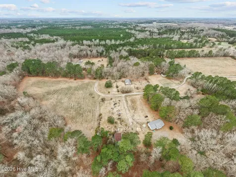 679 V A Merritt Lane Grimesland NC 27837