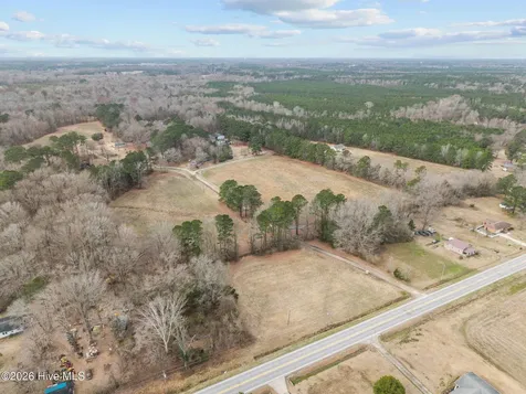 679 V A Merritt Lane Grimesland NC 27837