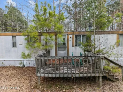 679 V A Merritt Lane Grimesland NC 27837