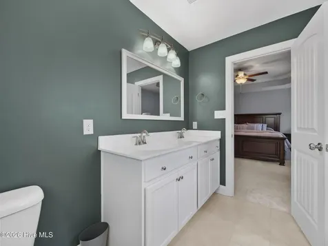 152 Oyster Landing Drive Sneads Ferry NC 28460