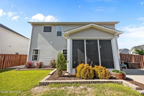 152 Oyster Landing Drive Sneads Ferry NC 28460