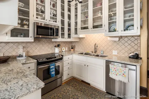 423 Handy's Point Lane Bath NC 27808
