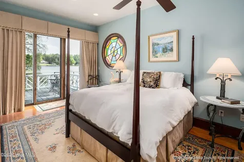 423 Handy's Point Lane Bath NC 27808