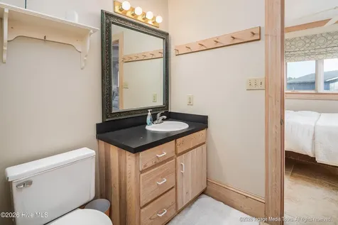 423 Handy's Point Lane Bath NC 27808