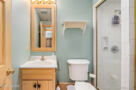 423 Handy's Point Lane Bath NC 27808