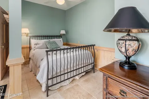 423 Handy's Point Lane Bath NC 27808