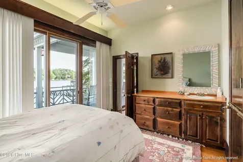 423 Handy's Point Lane Bath NC 27808