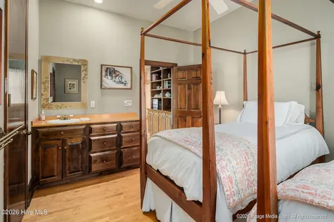 423 Handy's Point Lane Bath NC 27808