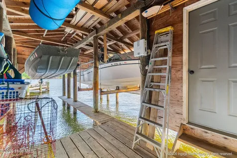423 Handy's Point Lane Bath NC 27808