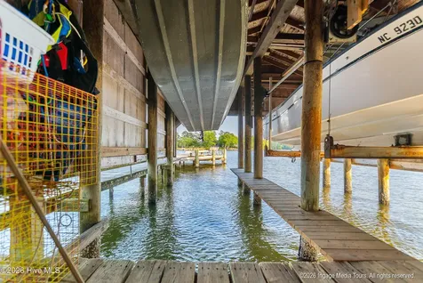 423 Handy's Point Lane Bath NC 27808