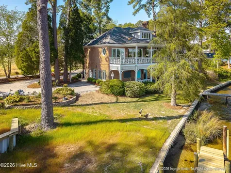 423 Handy's Point Lane Bath NC 27808